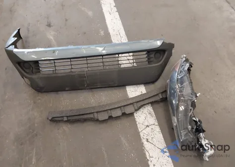 2024 Toyota Corolla Cross L z USA, uszkodzony, nr VIN 7MUAAABG4RV103150